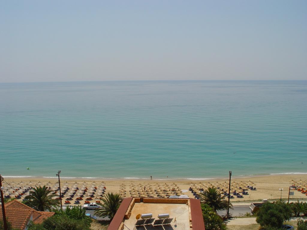 Aperanto House Paralia Loutsas Exteriér fotografie